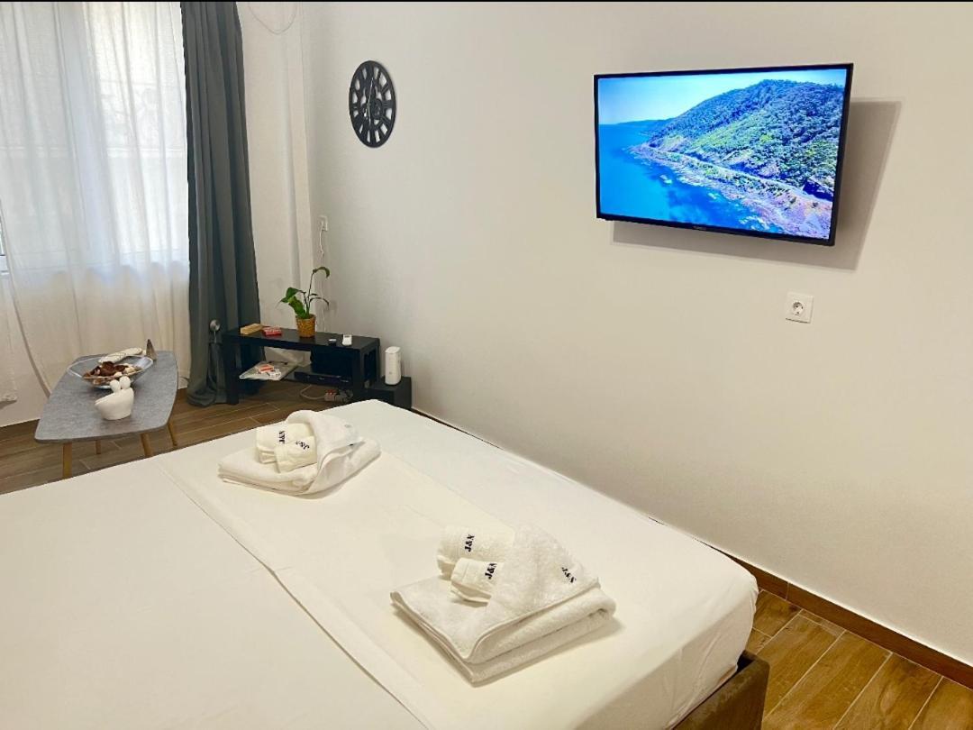 J&N Home Monastiraki Athens Luaran gambar